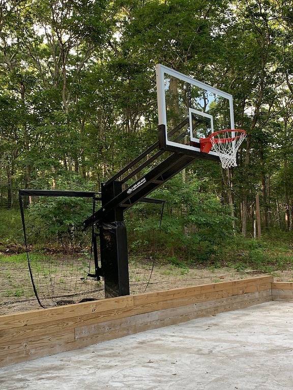 Vacation Home for 14 Guests in North Fork, Suffolk County