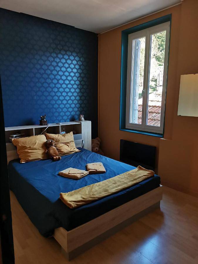 Gîte pour 2 personnes, avec jardin et vue à Labastide-Rouairoux - 4