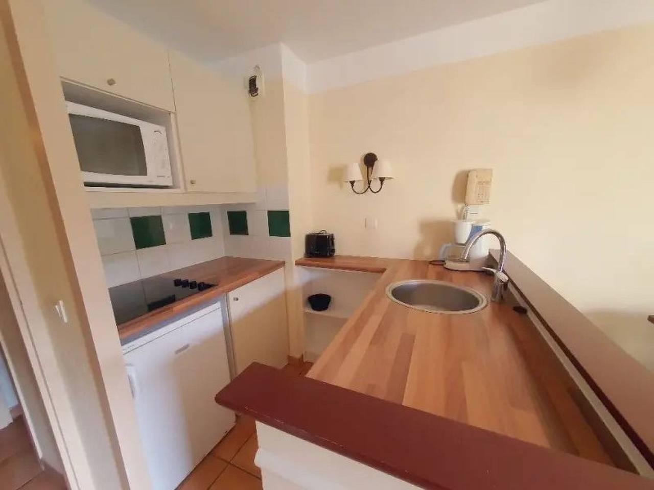 Entire apartment, Schönes Appartment in ruhiger Lage in einer baumbestandenen Residenz mit beheiz in Soustons, Côte d’Argent