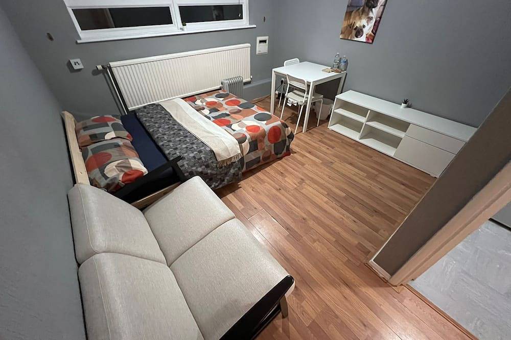 Entire apartment, The Friary House - Central Guildford Personal 1 Bedroom Private Apartment in Guildford, Surrey