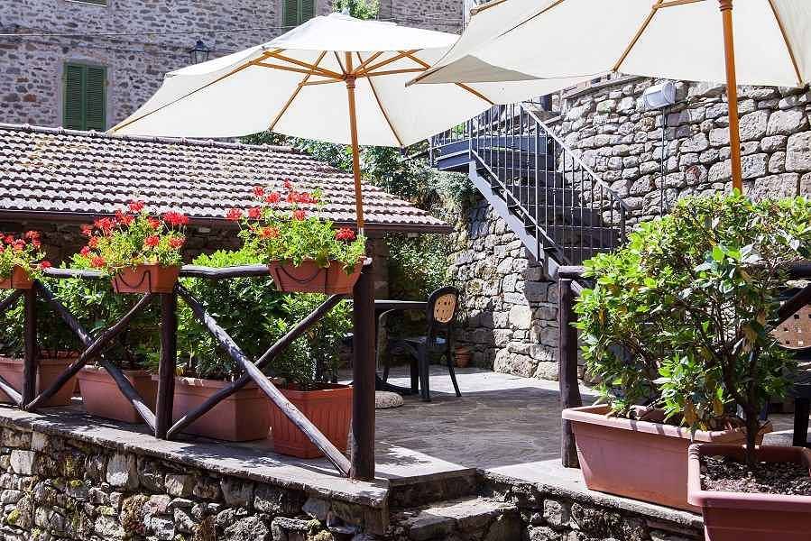 Ganze Ferienwohnung, Ferienwohnung in der mittelalterlichen Altstadt  in Ortignano Raggiolo, Valdarno