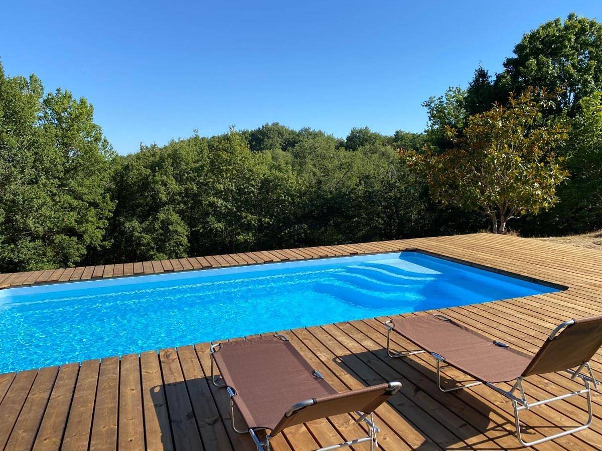 Four-Bedroom House in Puycelsi, Région d'Albi