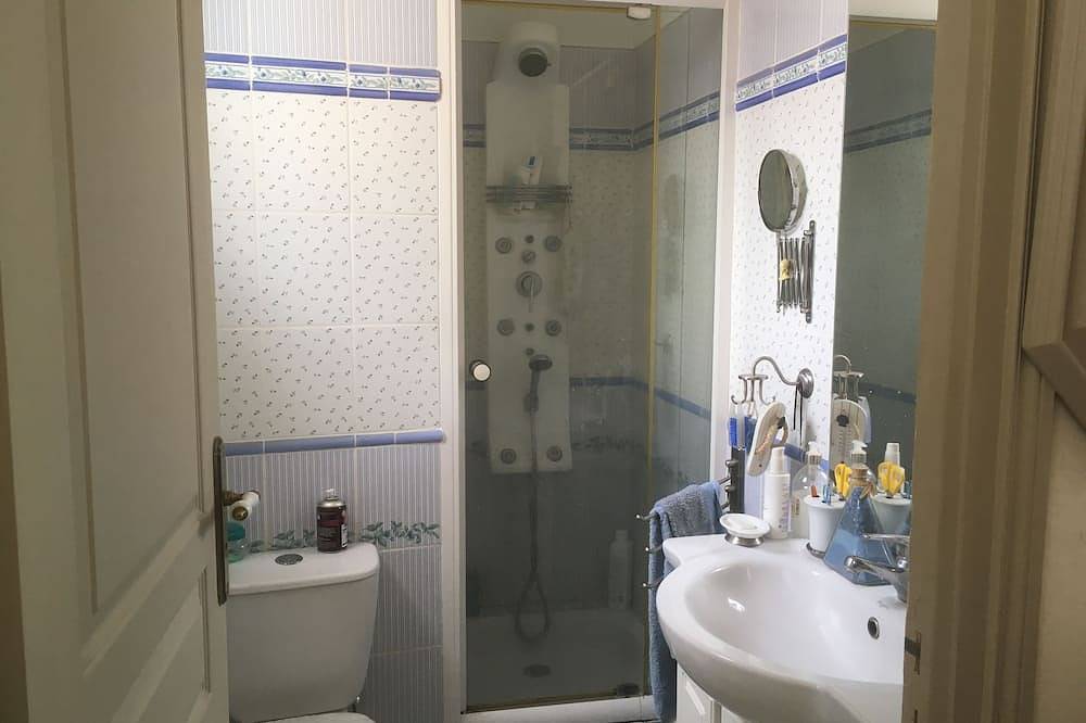 St-Malo seaside house - Cl 3* 100 m from the beach, 30 km from Mont St Michel in Saint-Malo, Saint-Malo region