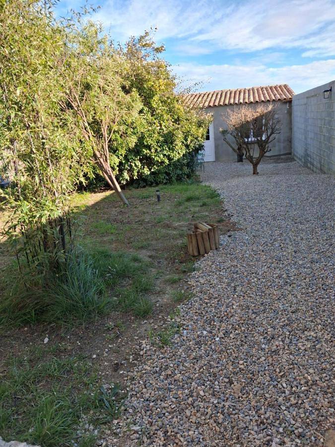 Location de vacances pour 2 personnes, avec jardin à Magalas - 2