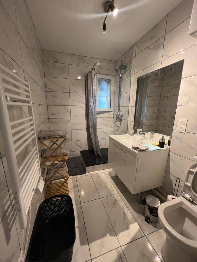 Gîte pour 4 personnes, avec terrasse et jardin à Beaumont-sur-Oise - 3