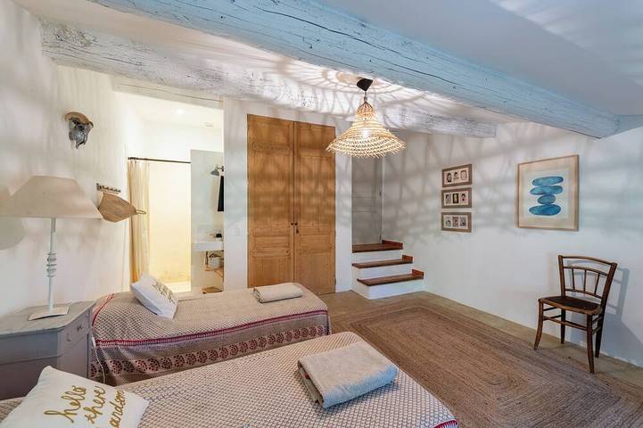 Maison de campagne pour 13 personnes, avec jardin à Taulignan - 2