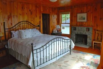 Holiday Home for 22 People in Rangeley, Maine, Photo 3