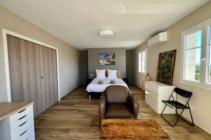 Location de vacances pour 8 personnes, avec jacuzzi à Mirabel - 3