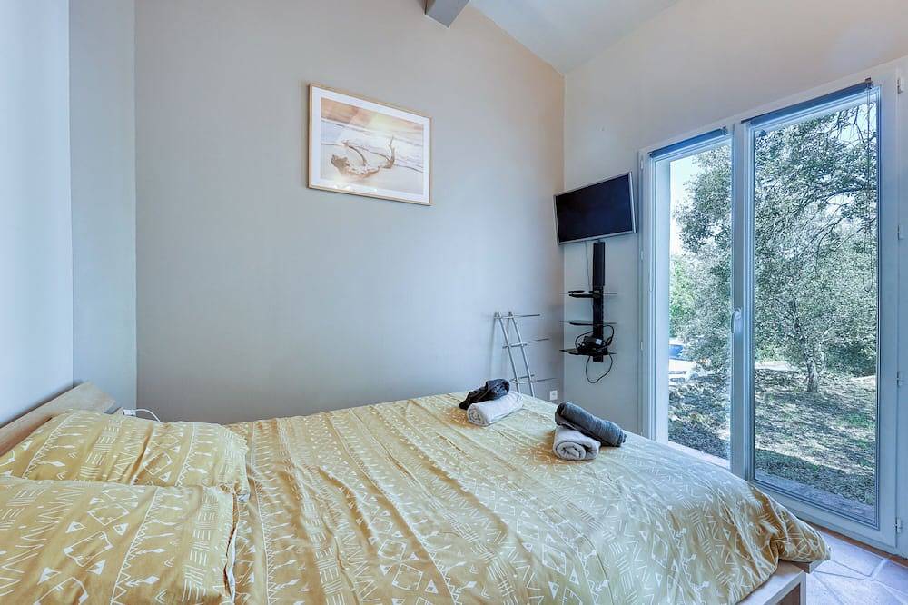 Provençal villa surrounded by nature | Swimming pool | Air conditioning in Solliès-Toucas, Toulon region