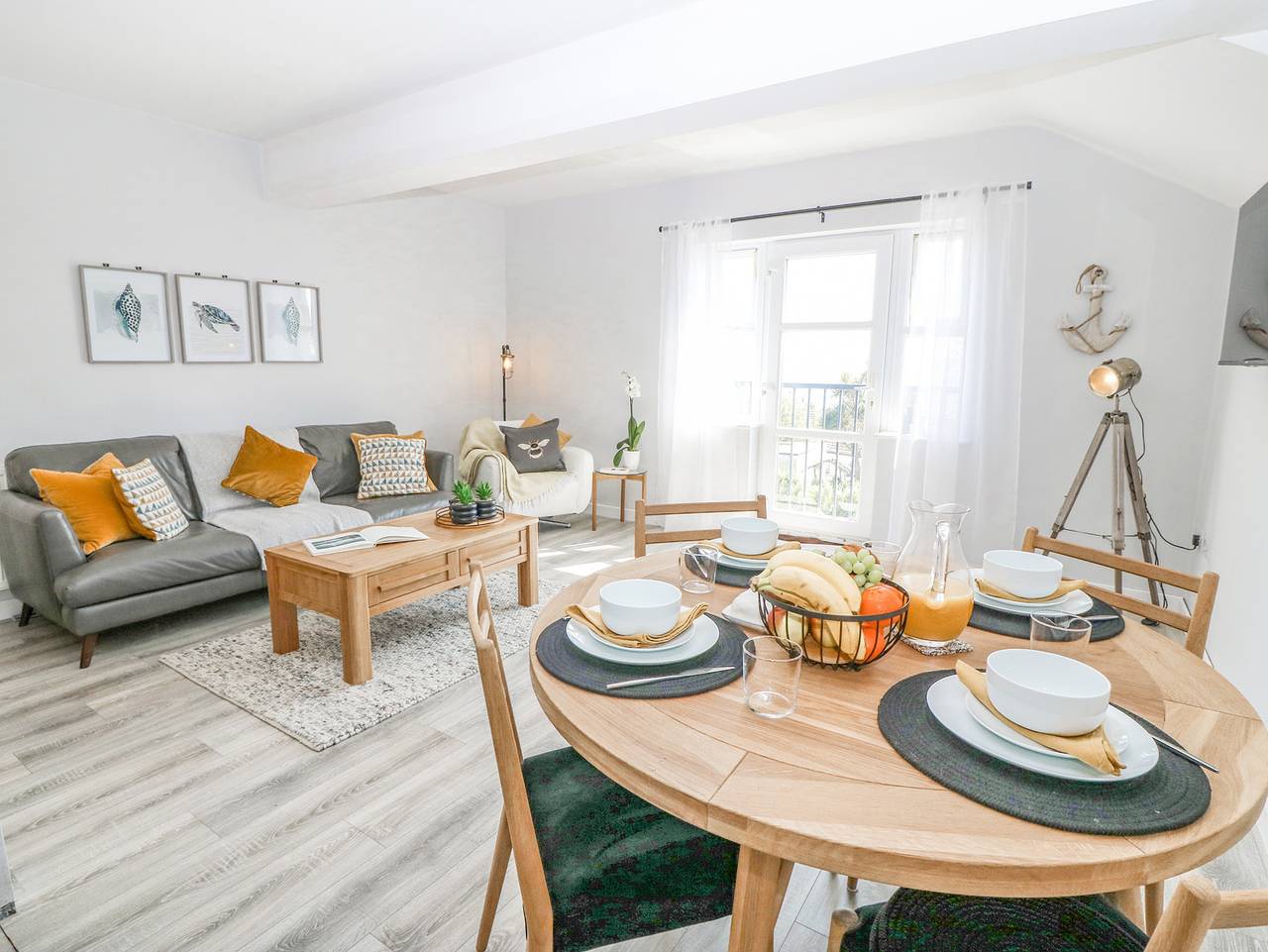 Entire apartment, Sea La Vie in Benllech, Isle of Anglesey