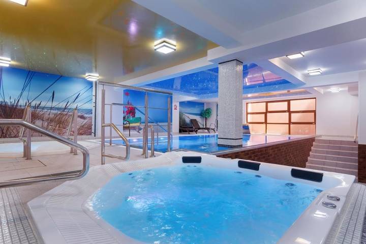 Chambre d’hôte pour 2 personnes, avec piscine et jacuzzi ainsi que sauna et jardin - 1