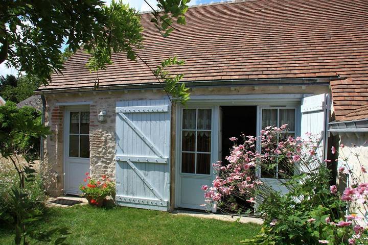 Gîte pour 4 personnes, avec Terrasse et Jardin dans Loiret