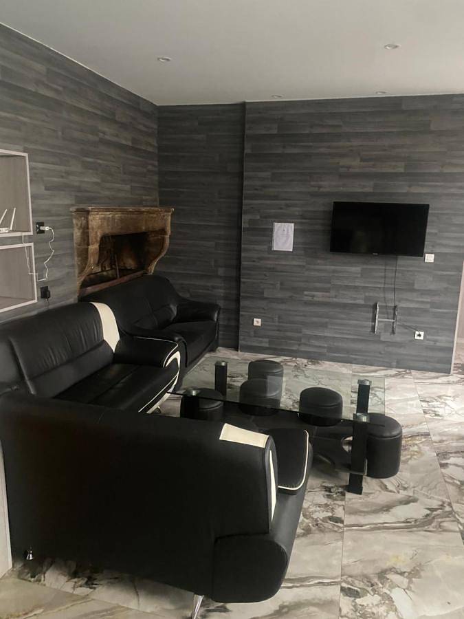 Gîte pour 9 personnes, avec vue et terrasse dans Velars-sur-Ouche