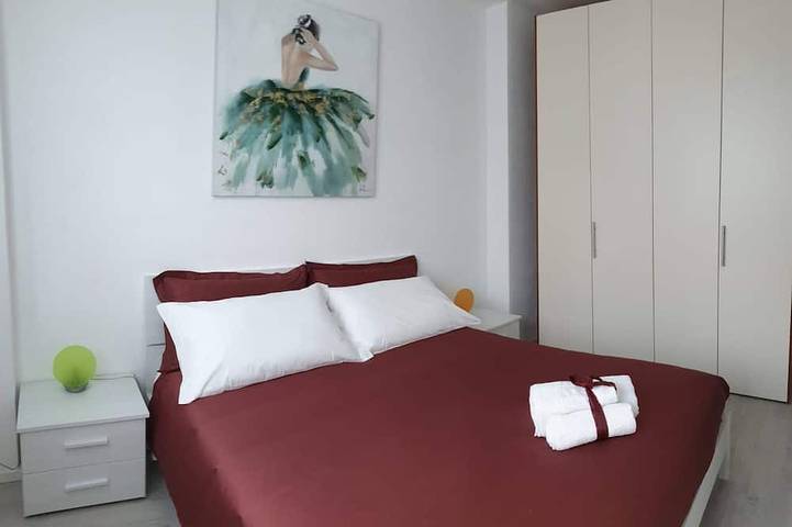 Appartamento intero, Oltre Le Nuvole,  Situato In  Zona Tranquilla E Dista Solo 5 Minuti Dalla Città! in Cuneo, Provincia di Cuneo