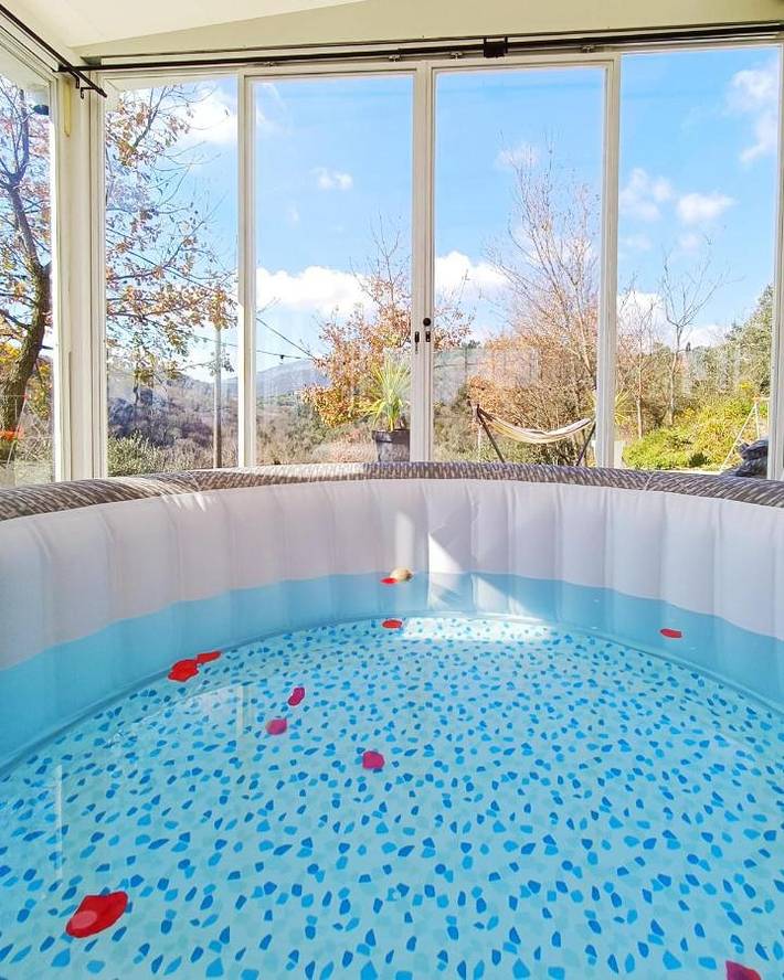 B&b per 6 persone, con giardino e piscina nonché panorama, con animali domestici in Caiazzo