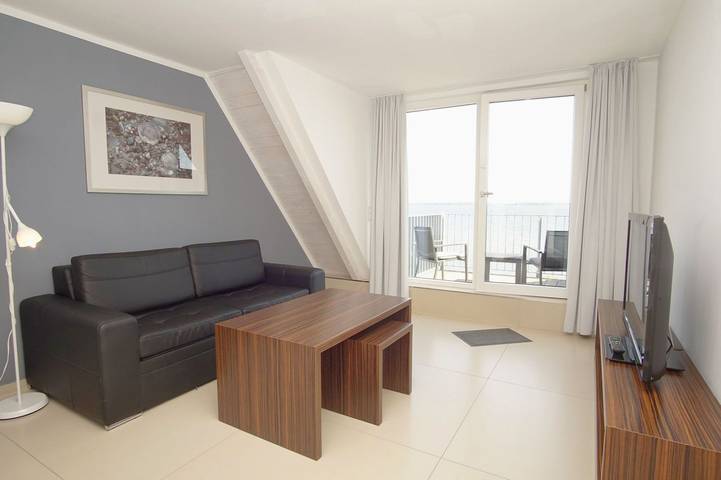 Ferienwohnung mit Meerblick für 2 Personen, mit Balkon und Garten