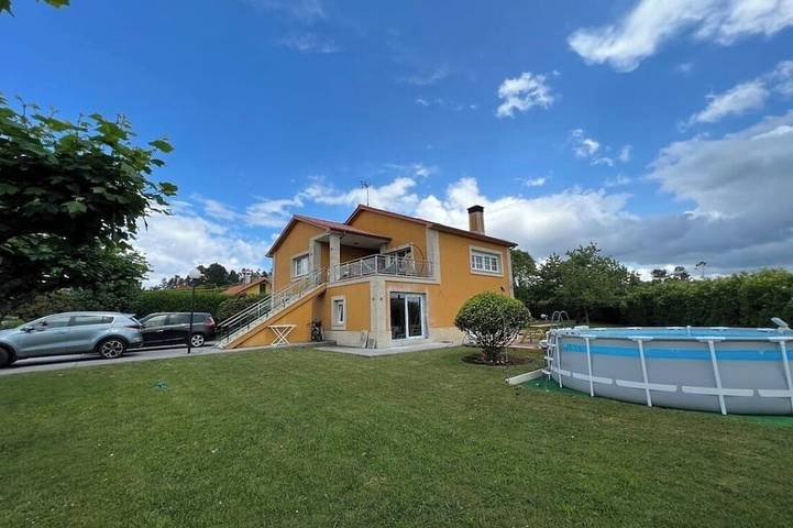 Chalet pour 4 personnes, avec jardin et piscine - 1