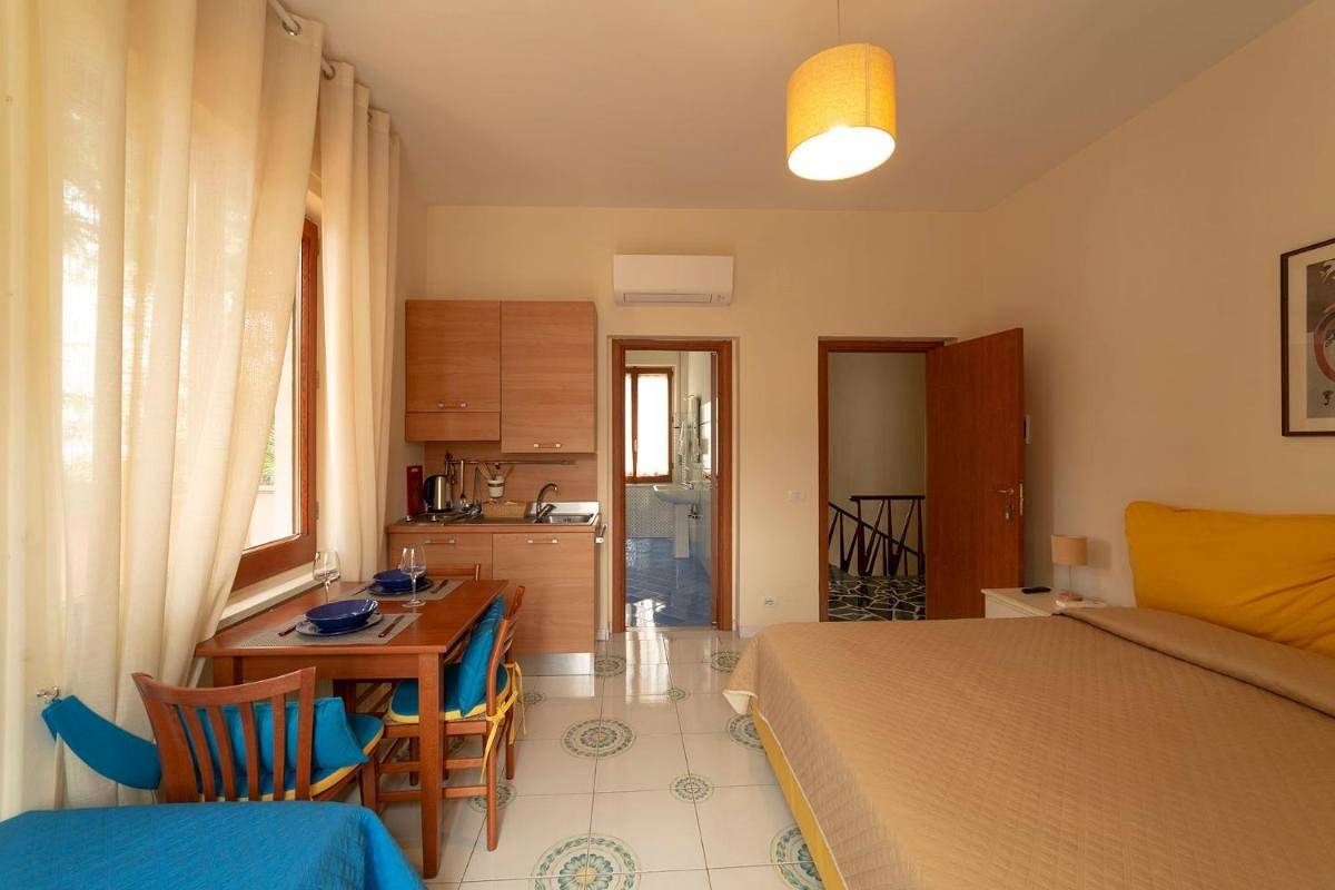 Ganze Wohnung, Villa Rosa Sorrento - Studio 3 Pers in Sorrent, Sorrento Coast