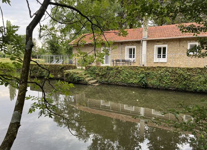 Gîte pour 6 personnes, avec terrasse et jardin à Limoges-Fourches