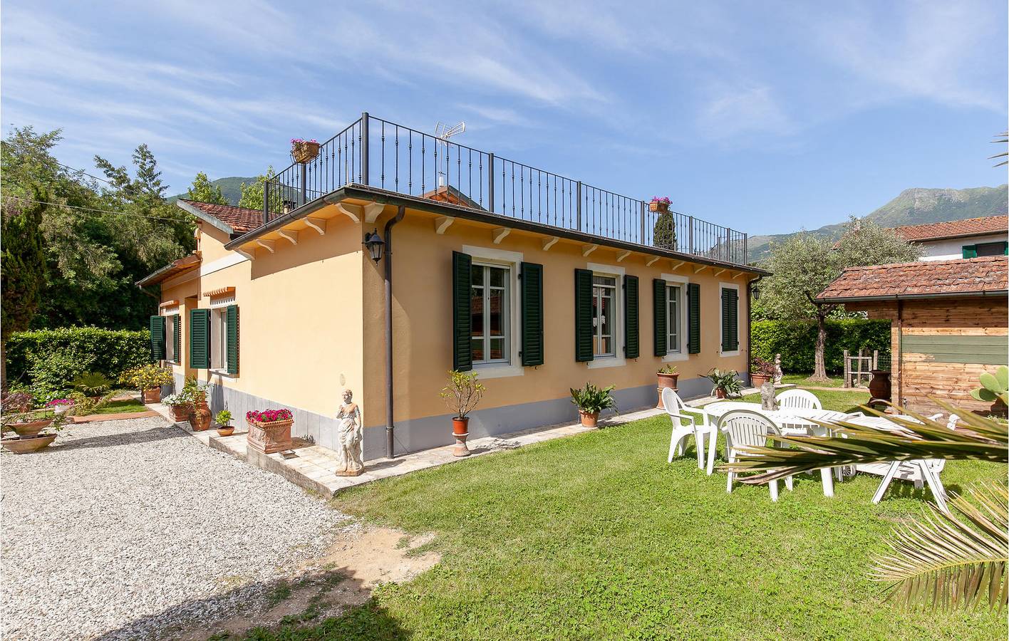 Appartement avec vue sur la mer avec WiFi et parking in Camaiore, Riviera Italienne