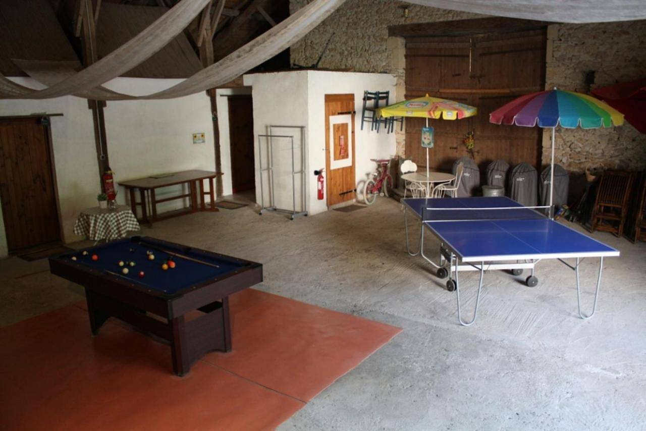 Two-Bedroom House in Roquecor, Quercy