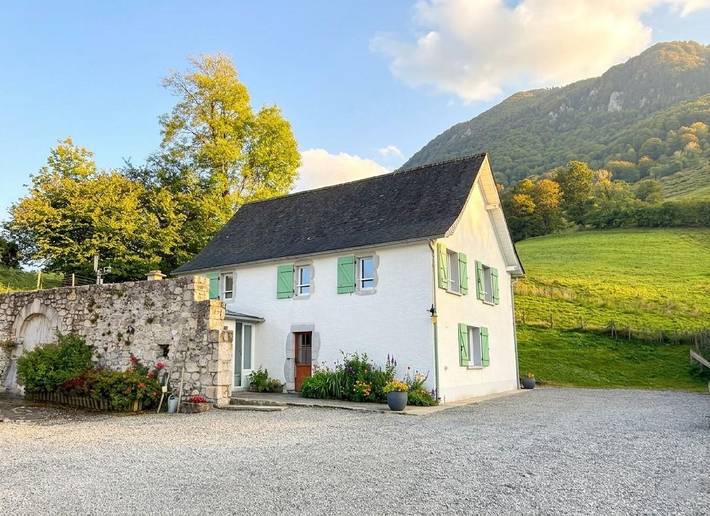 Gîte pour 6 personnes, avec terrasse dans vallée d'Aspe - 3