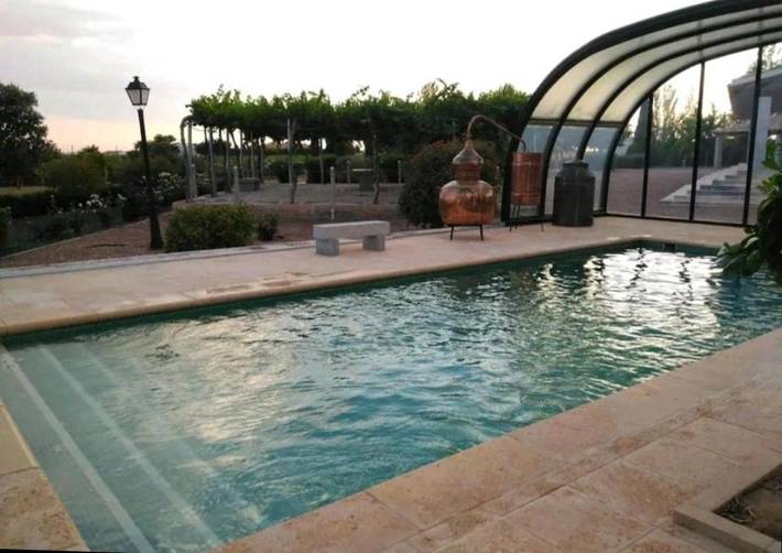 Casa rural para 16 personas, con Balcón y Terraza además de Piscina y Vistas en Fuente de Pedro Naharro