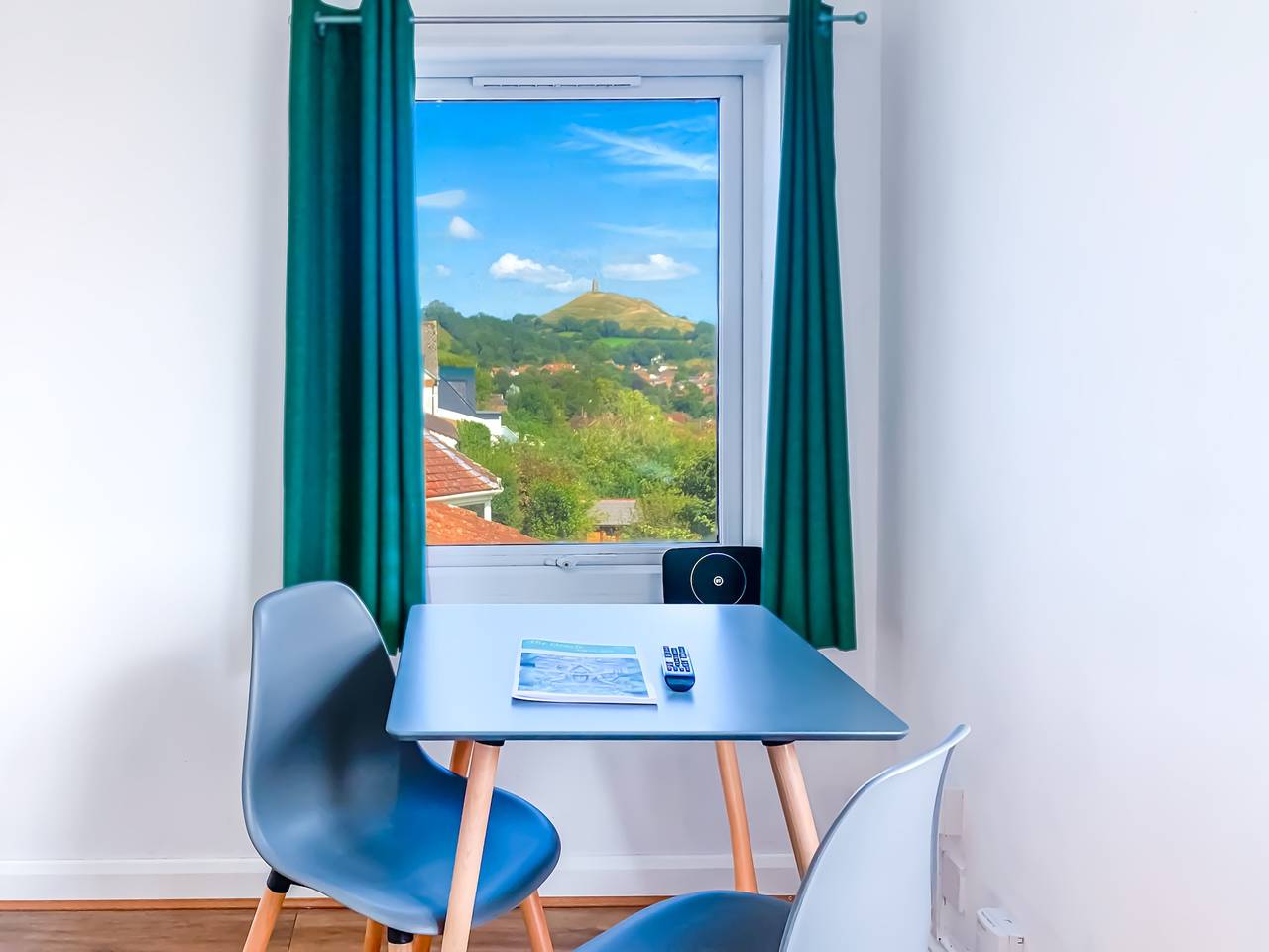 Ganzes Studio, Glastonbury Studio - Tor View - Sleeps 2 in Glastonbury, Somerset