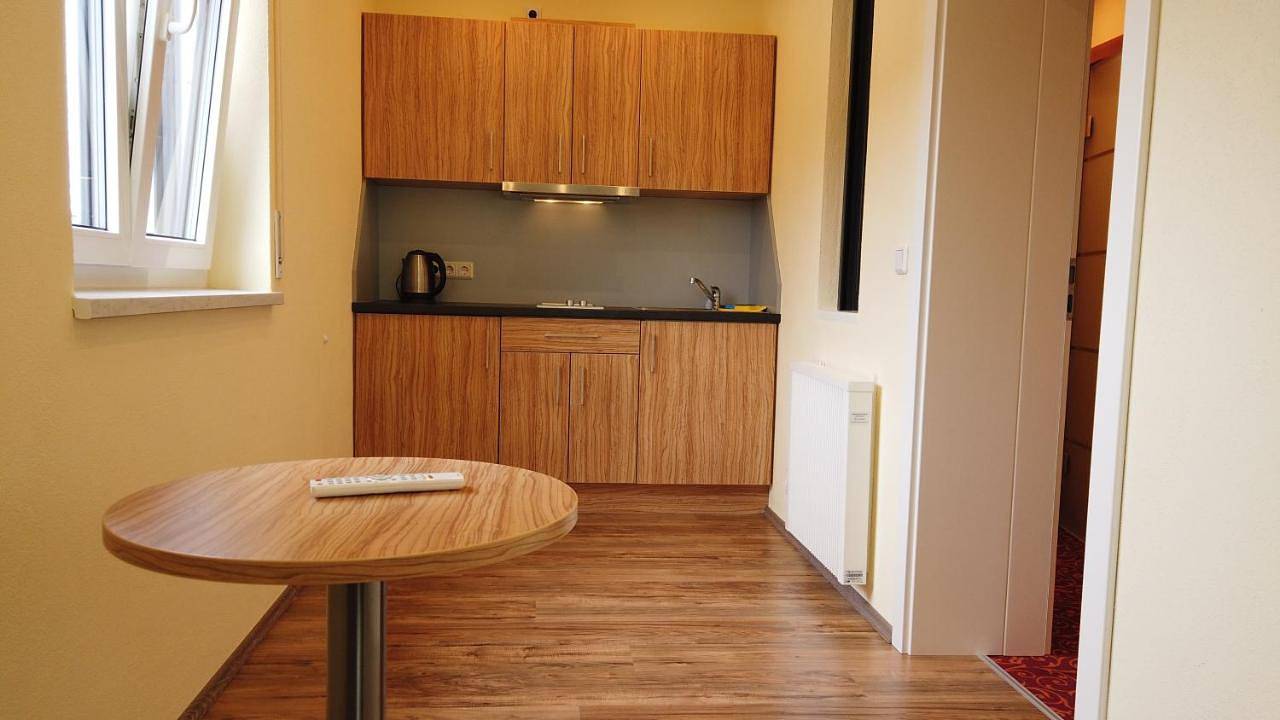 Ganze Wohnung, Two-Bedroom Apartment with Balcony in Allersberg, Frankenalb