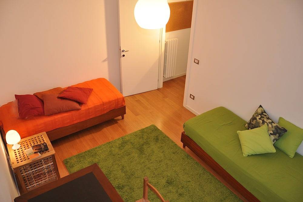 Apartamento entero, Grande, luminoso y confortable !!! in Padua, Provincia de Padova