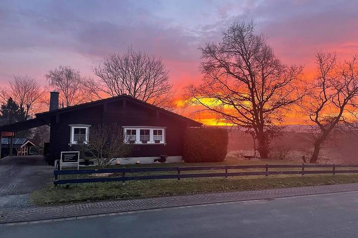 Blockhütte für 12 Personen, mit Garten und Balkon am Edersee - 4
