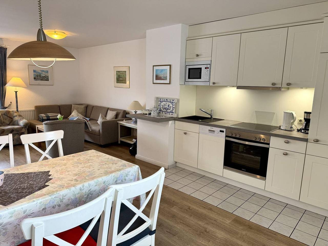 Ganze Wohnung, Moderne, zentral gelegene 2-Zimmer Obergeschosswohnung für bis zu 4 Personen in Westerland, Sylt (Gemeinde)