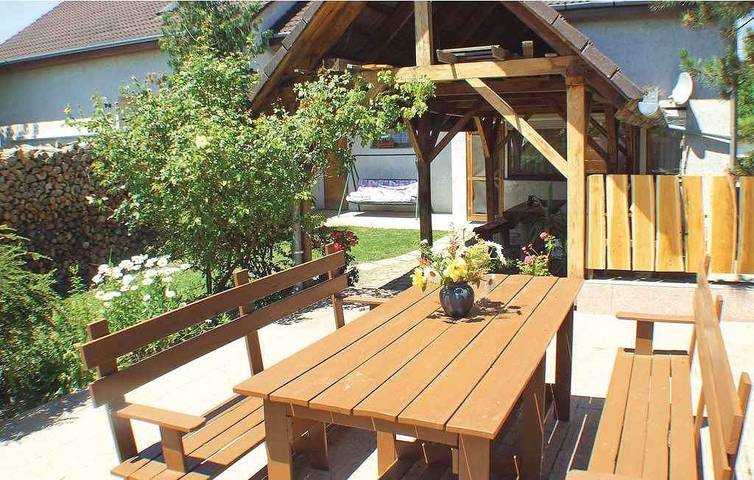 Ferienhaus mit Pool, Wlan, Geschirrspüler in Fonjod, Plattensee Südufer