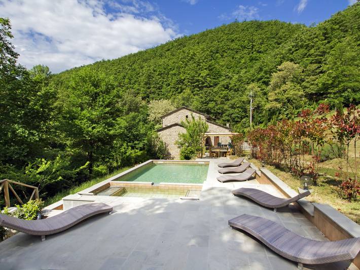 Agriturismo per 15 persone a Caprese Michelangelo