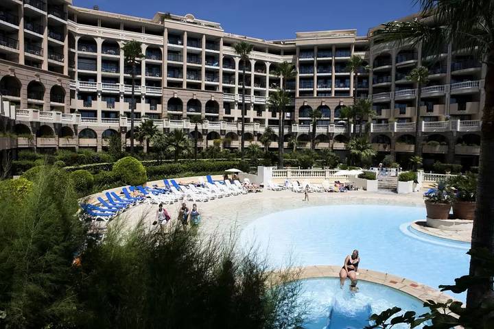Appartement entier, Appartement climatisé 2 pièces 4 personnes - Confort in La Bocca, Cannes