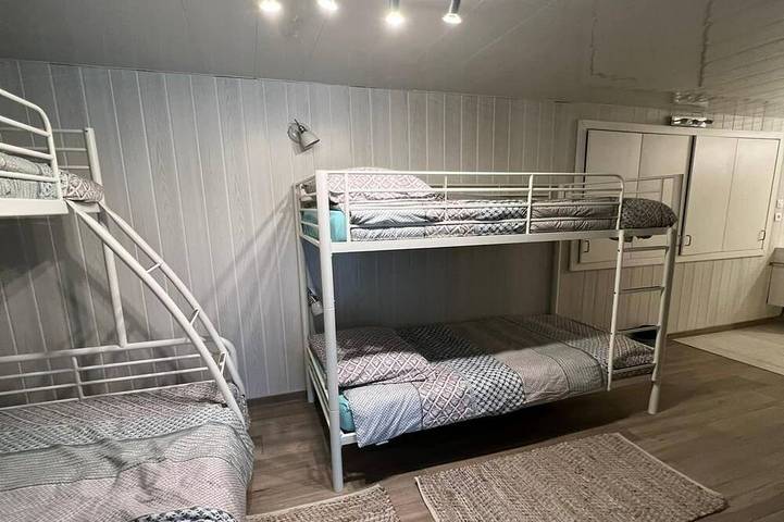 Location de vacances pour 13 personnes, animaux acceptés à Caniac-du-Causse - 4