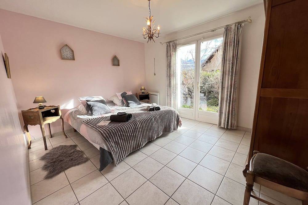 Jolie maison lumineuse, à proximité des commodités et lac de Serre Ponçon in Embrun (Altos Alpes), Parque Nacional de los Ecrins