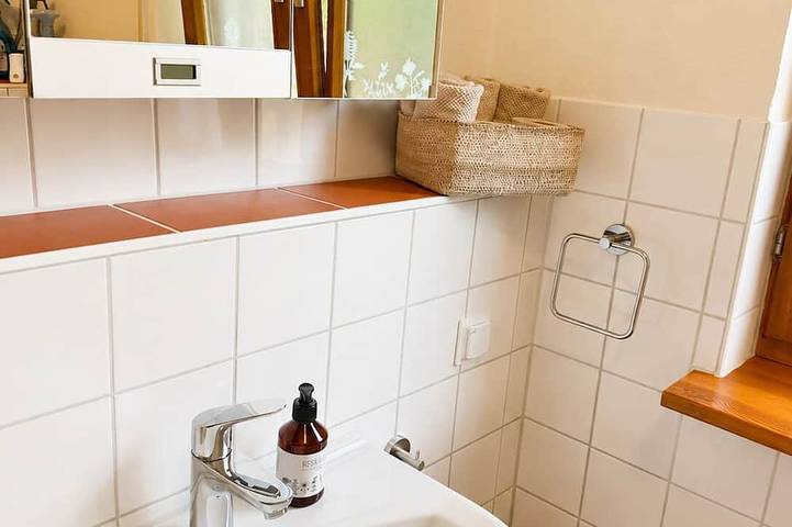 Ganze Wohnung, Praxis Löwenzahn, ehemalige Landarztpraxis im Fränkischen Seenland - 6 Personen in Westheim (Bayern), Romantische Straße