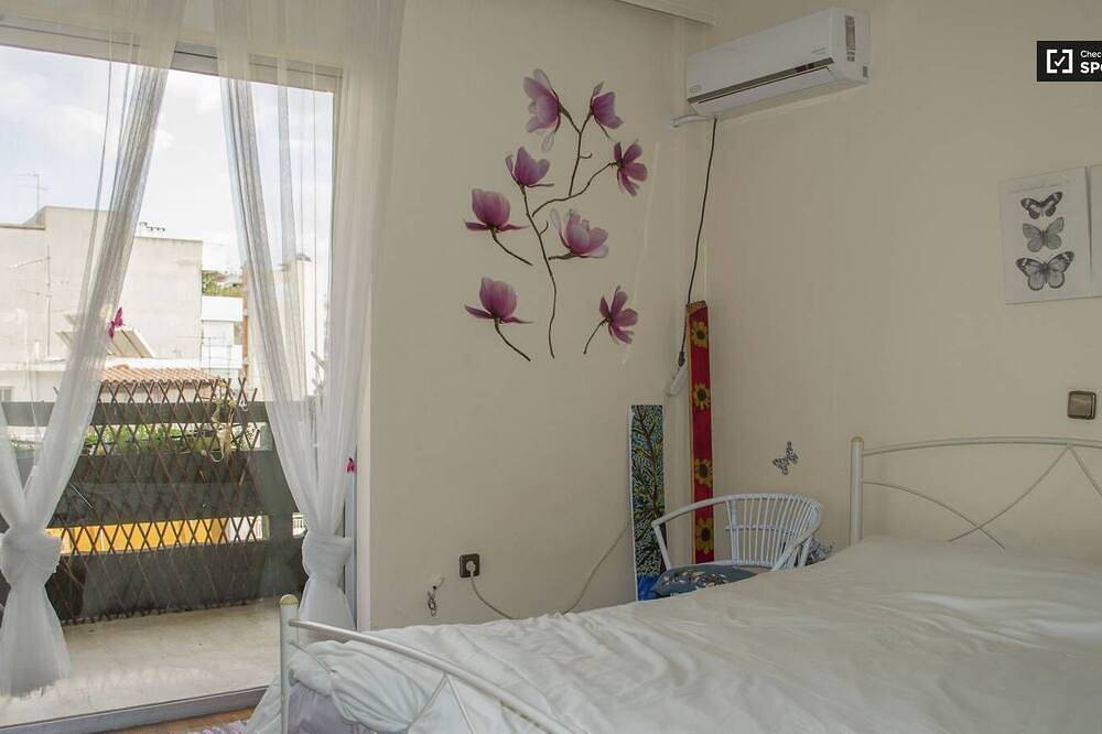 Appartement entier, Appartement penthouse à Riviera d'Athènes, pas cher, chic et proche du centre-ville d'Athènes! in Néa Smýrni, Athènes