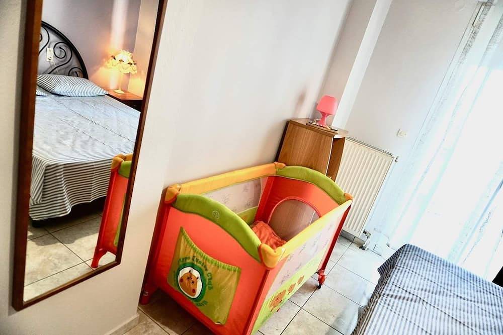 Ganze Wohnung, Cosy Volos Apartment With a View of Mount Pelion few Minutes From Port & Trains in Volos, Magnisia