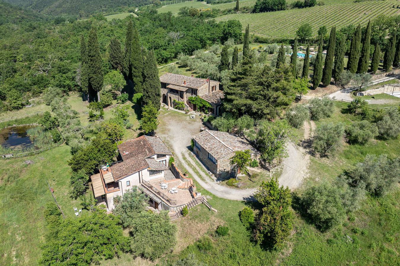 Podere le Lune with Pool, San Gimignano in San Gimignano, Siena Province
