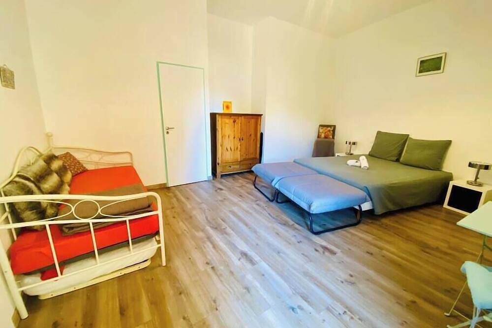 Appartement entier, Le Grand Mole vue jardin in Sète, Côte méditerranéenne (France)