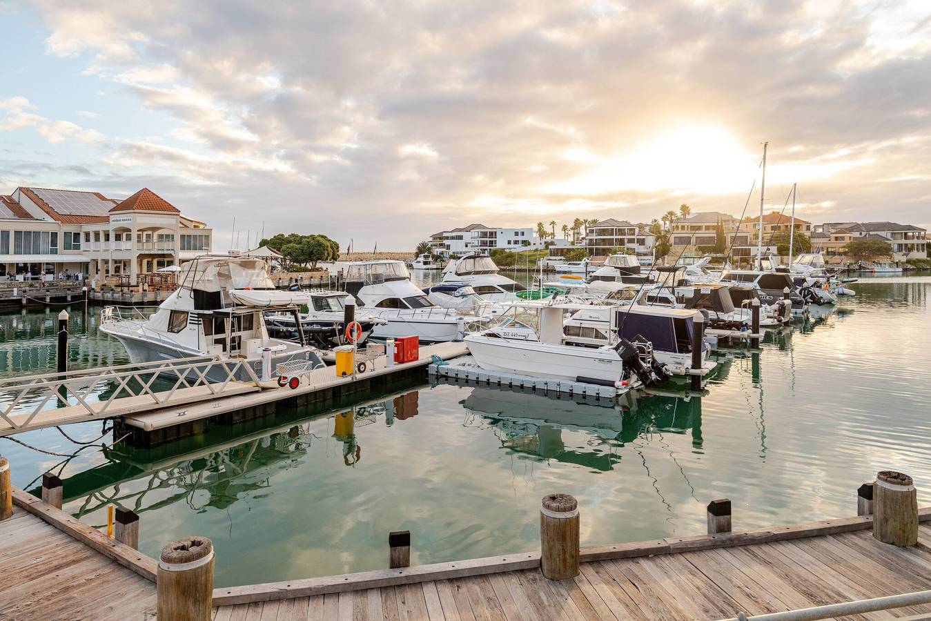 In der Mindarie Marina gelegen, ein Luxushaus in perfekter Lage in Mindarie, Perth