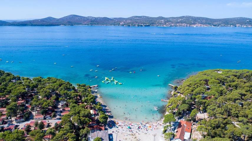 Camping für 7 Personen, mit Ausblick und Garten in Biograd na Moru - 3