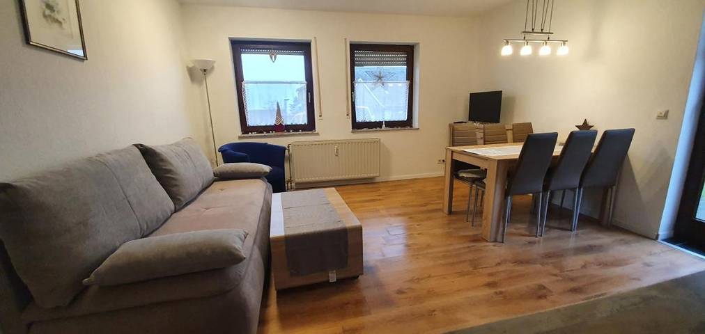 Ferienwohnung für 4 Personen, mit Ausblick und Garten, kinderfreundlich in Altastenberg - 2