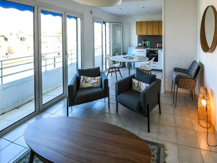 Gîte pour 6 personnes, avec balcon, adapté aux familles dans Le Vieux Phare Du Grau Du Roi - 4