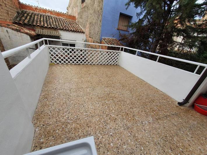 Casa de vacaciones para 9 personas, con jardín además de vistas y piscina en Provincia de Teruel - 2