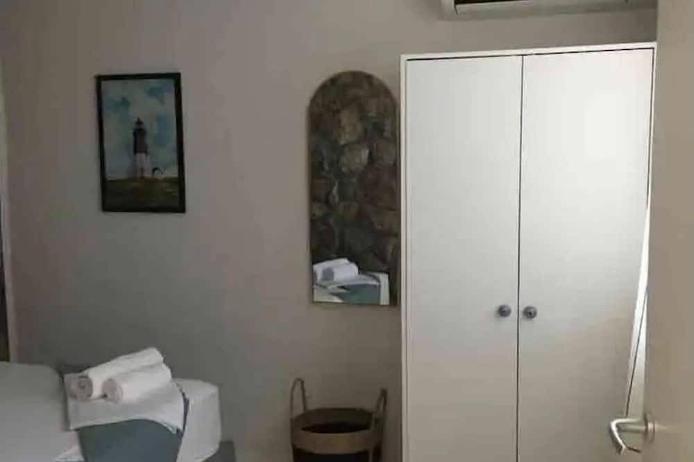 Ganze Wohnung, Beautiful Apartment With Huge Terrace and Sea View in Zaton, Dubrovnik-Neretva