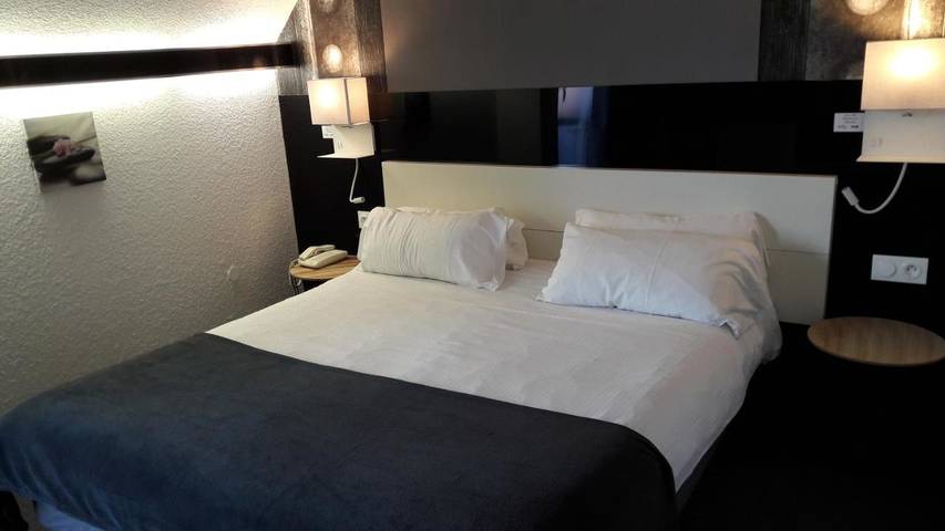 Hôtel pour 2 personnes, avec jardin, animaux acceptés à Bitsch - 2