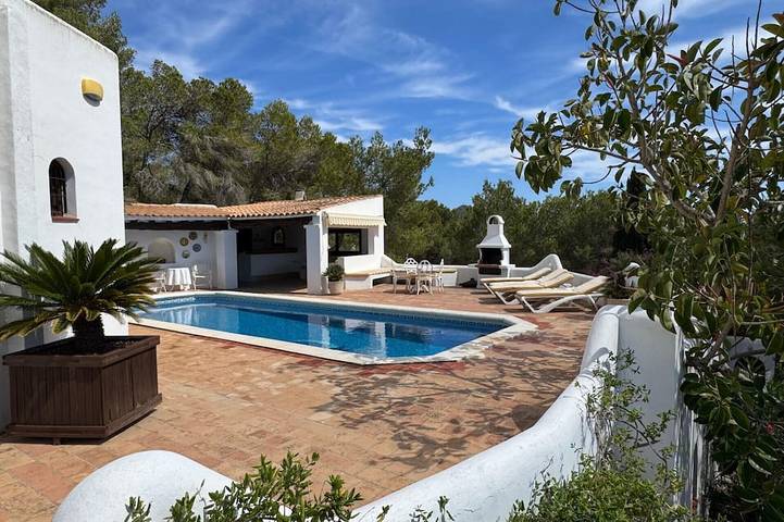 Villa voor 6 personen, met terras in Cala Llonga